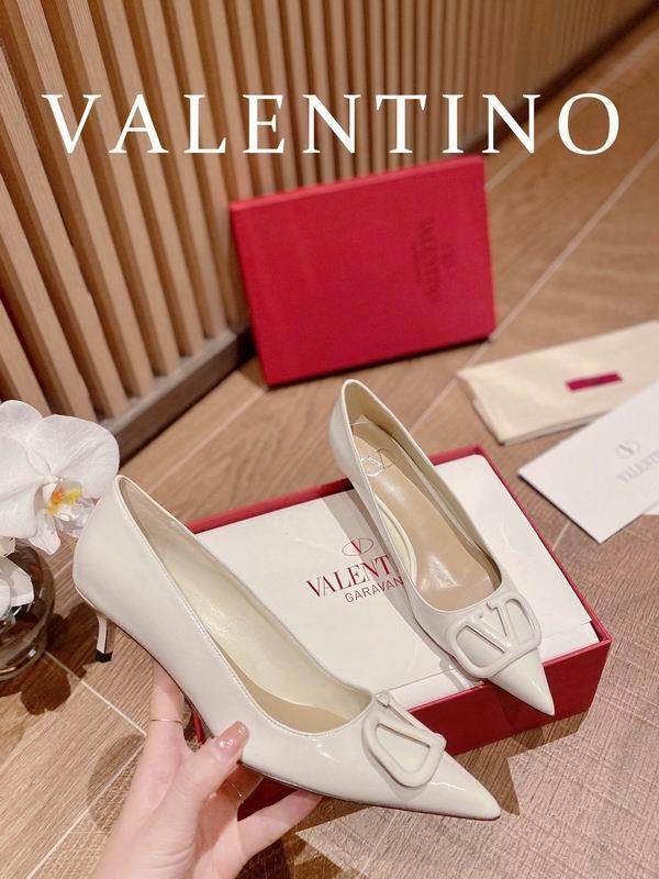 Valentino Women's Shoes 574